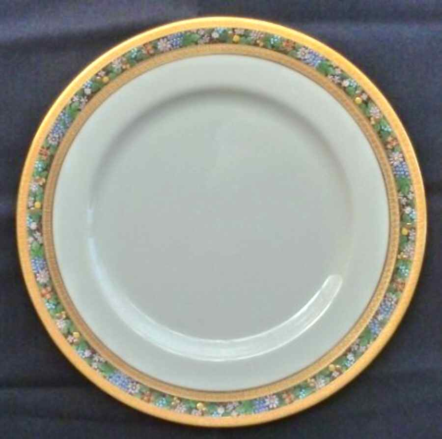 R1 Service Plate (Charger) by Lenox-1