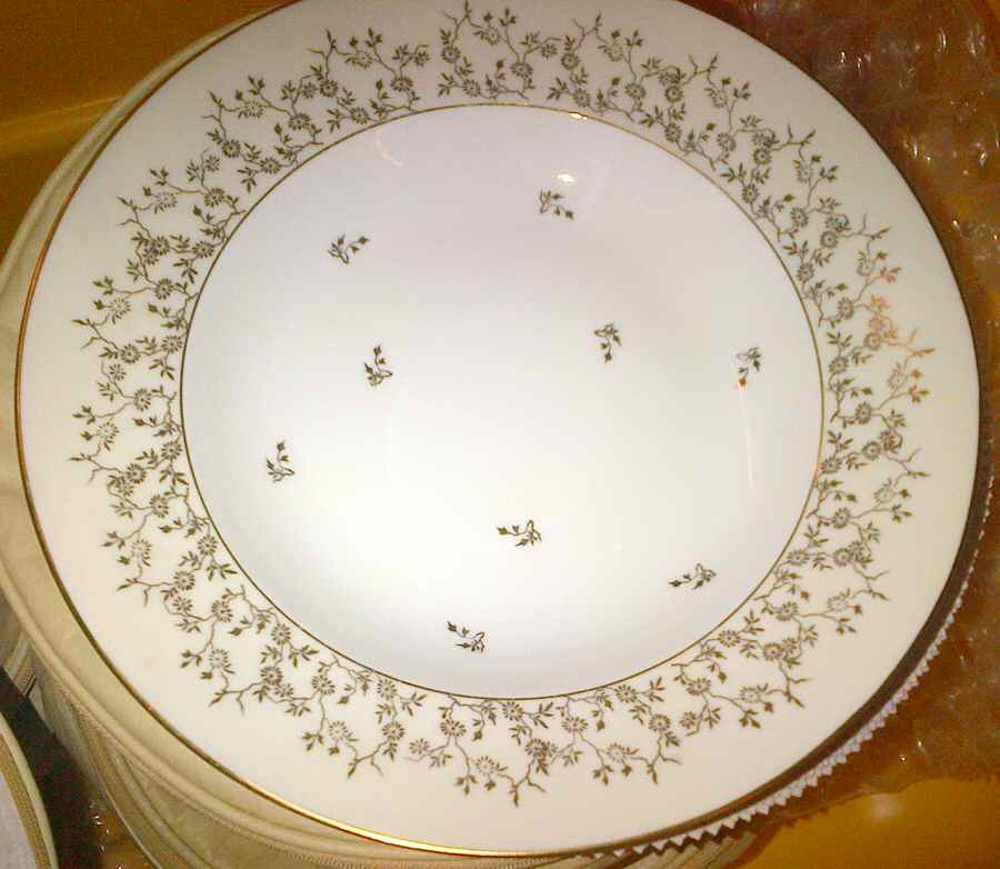 LIM564 Rim Soup Bowl by Limoges-French-1
