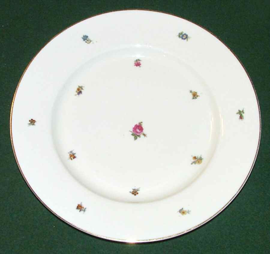 LUK40 Dinner Plate by Loucky-1