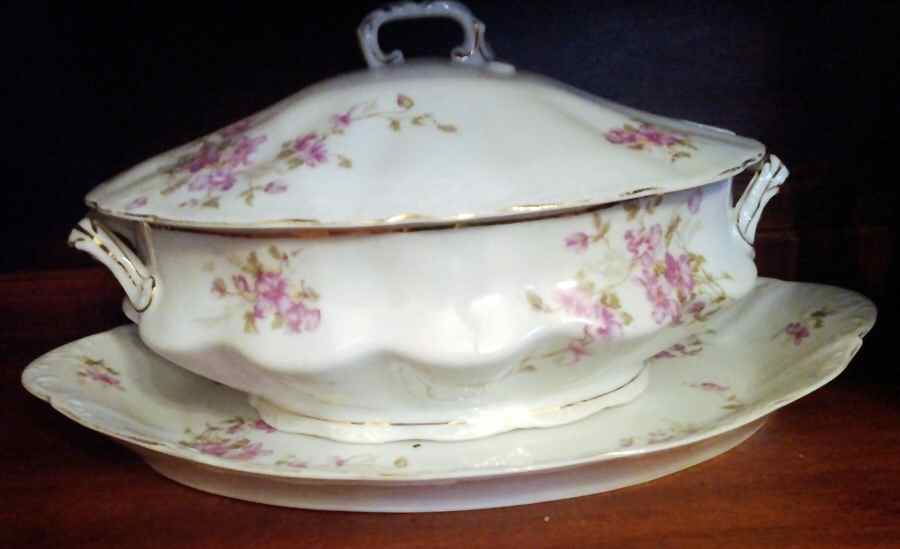 440 Oval Covered Vegetable by Lazarus Straus & Sons-1