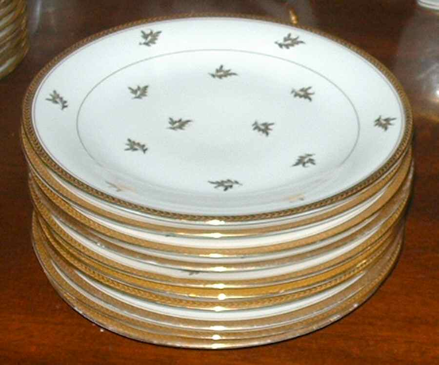 LIM576 Dinner Plate by Limoges-French-1