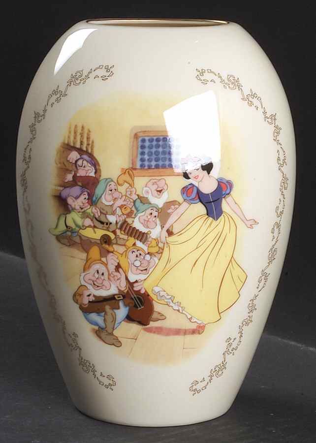 Snow White 6" Vase by Lenox-1