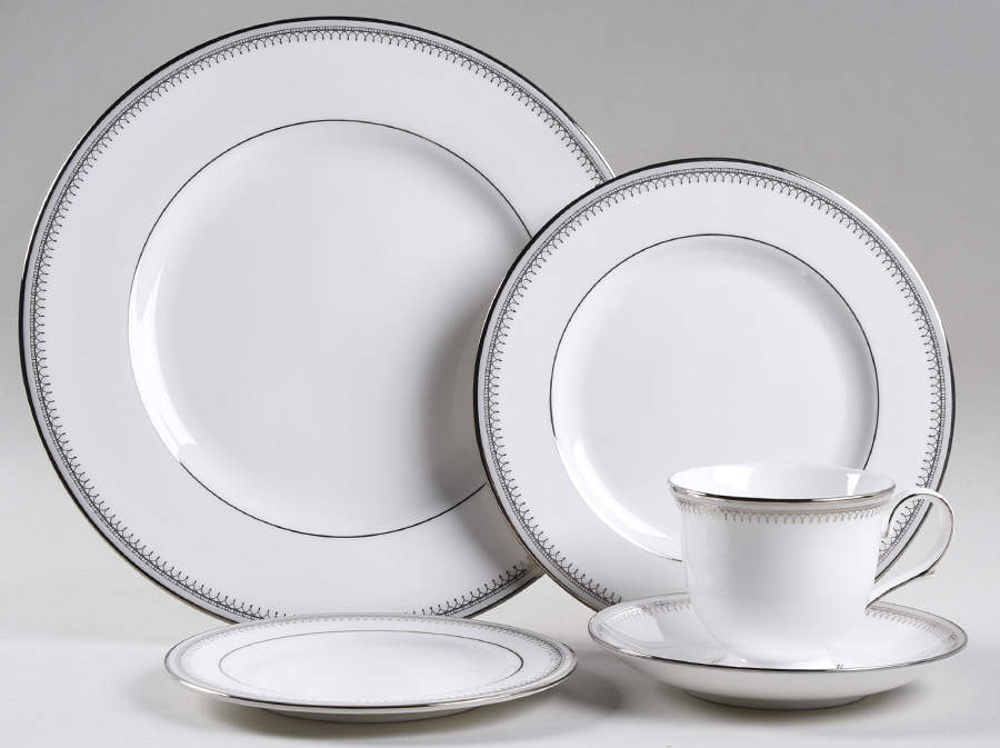 Belle Haven 5 Piece Place Setting by Lenox-1