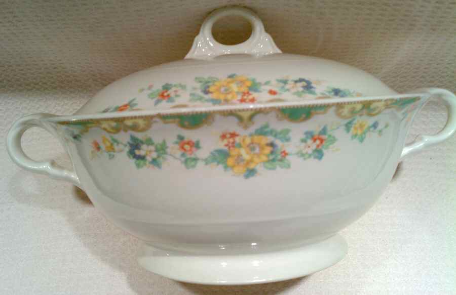 Sunshine Round Covered Vegetable by Limoges-American-1