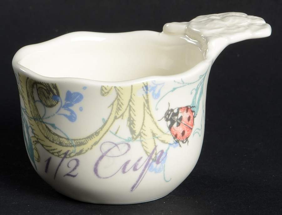 Collage 1/2 Cup Measuring Cup by Lenox-1