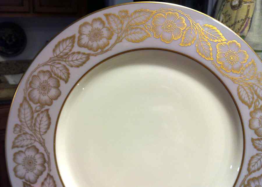 X402 Lavender Dinner Plate by Lenox-1