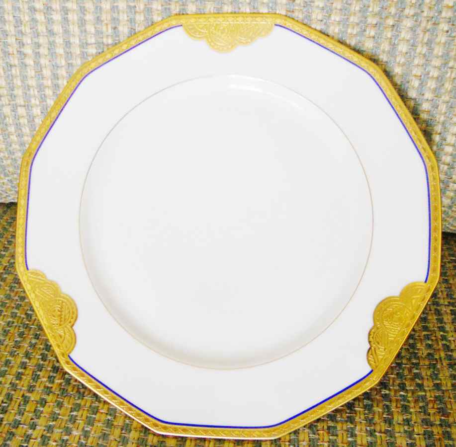 LIM604 Dinner Plate by Limoges-French-1