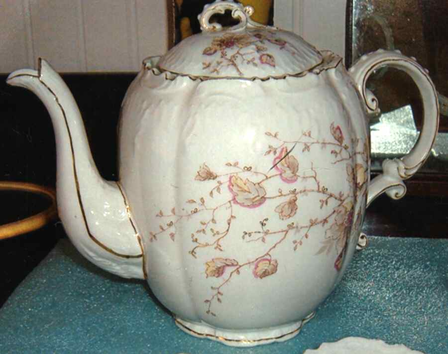 2557-8 Coffee Pot & Lid by Lazarus Straus & Sons-1