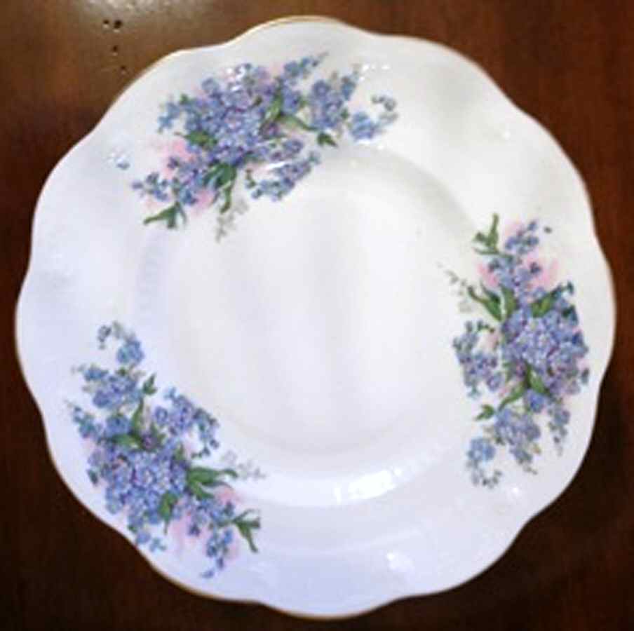 LIM607 Dinner Plate by Limoges-French-1