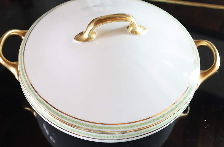 LAT130 Round Covered Vegetable by Latrille-1