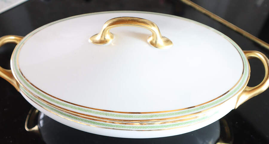 LAT130 Oval Covered Vegetable by Latrille-1