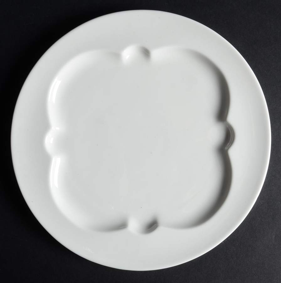 Regency Silhouette Accent Luncheon Plate by Lenox-1