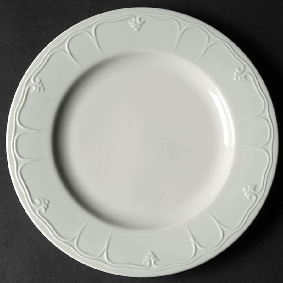 Casual Elegance Light Green Salad Plate by Lenox-1