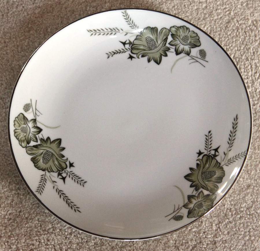 LIL12 Dinner Plate by Liling-1