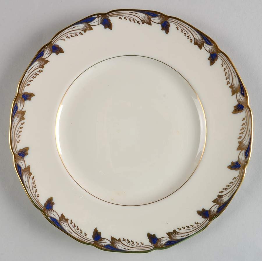 O351b Luncheon Plate by Lenox-1