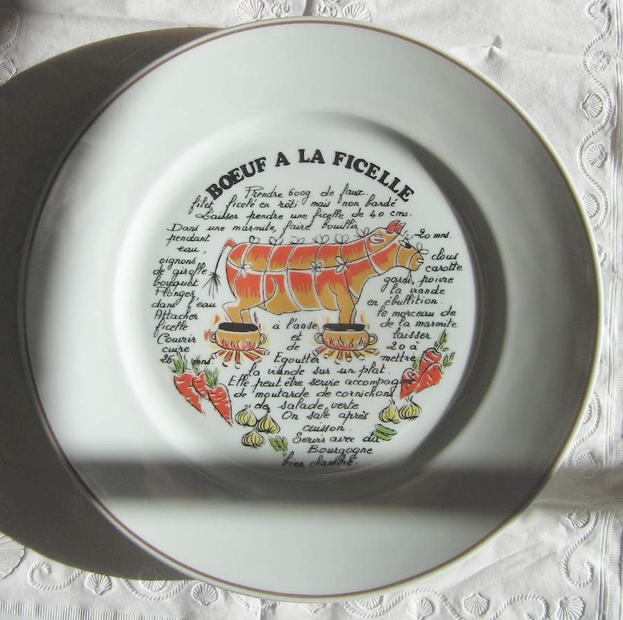 LPV4 Canape Plate by Le Pavillon de la Porcelaine-1