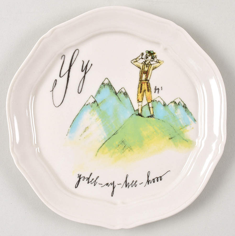Calligrapher Canape Plate by Linea Carta-1