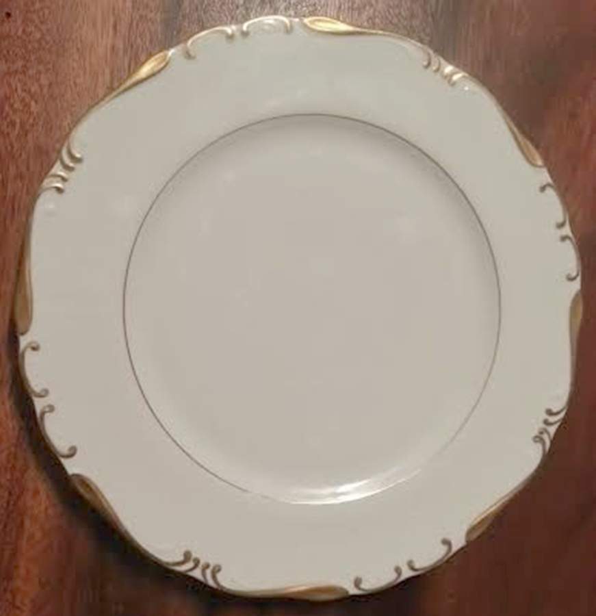 Elizabeth Dinner Plate by Linden-1