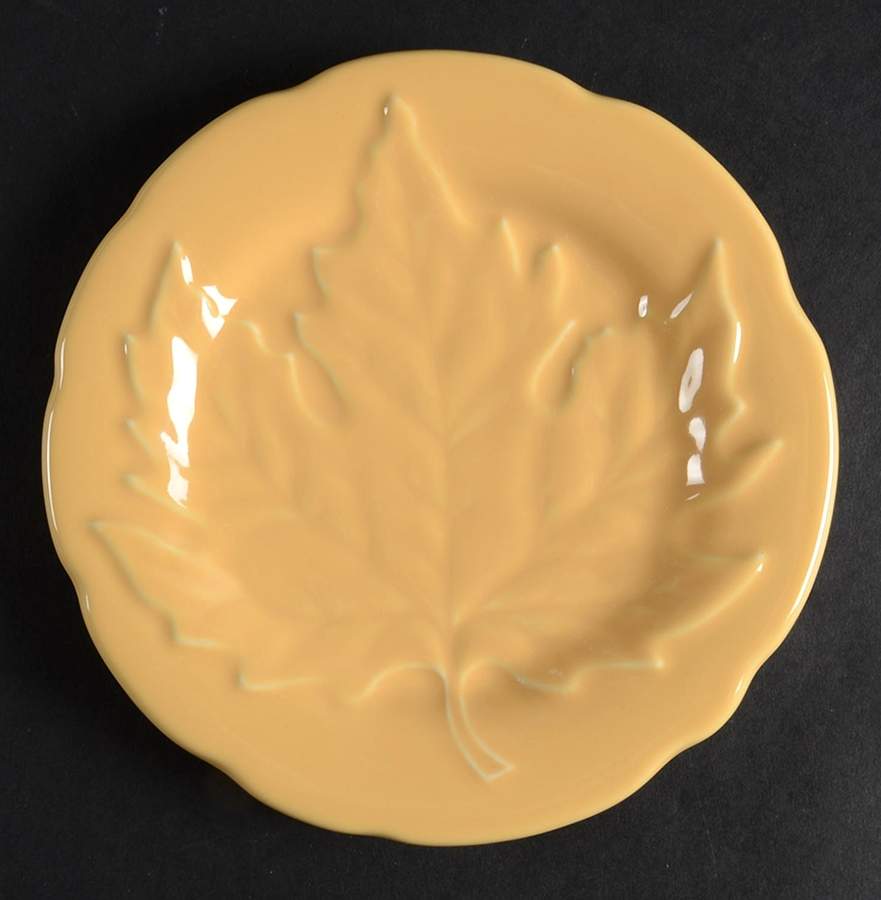 Leaf Dessert/Pie Plate by Longaberger-1