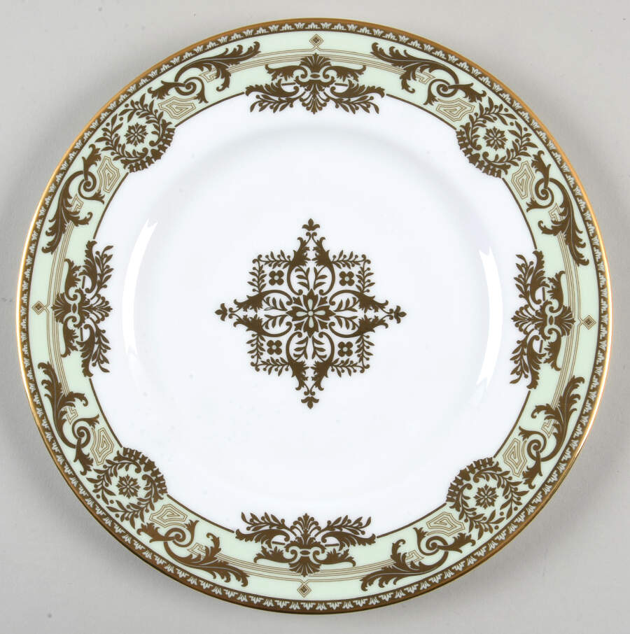 Rococo Leaf Accent Luncheon Plate by Lenox-1