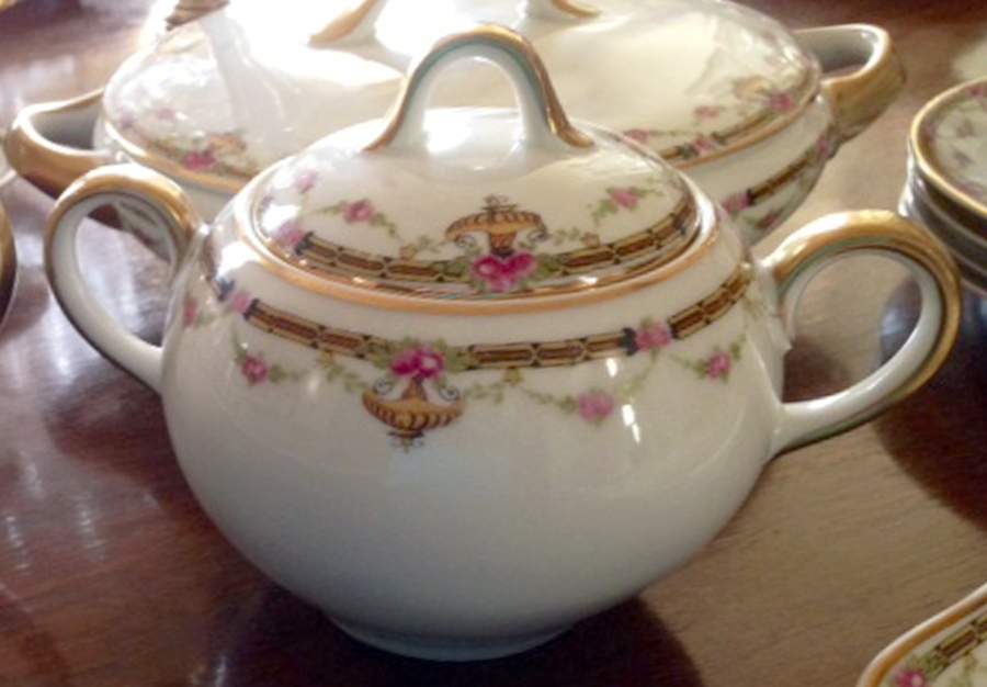 LIM646 Sugar Bowl & Lid by Limoges-French-1