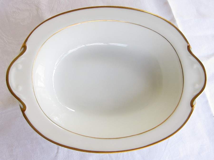 Empress 10" Oval Vegetable Bowl by Lanternier-1