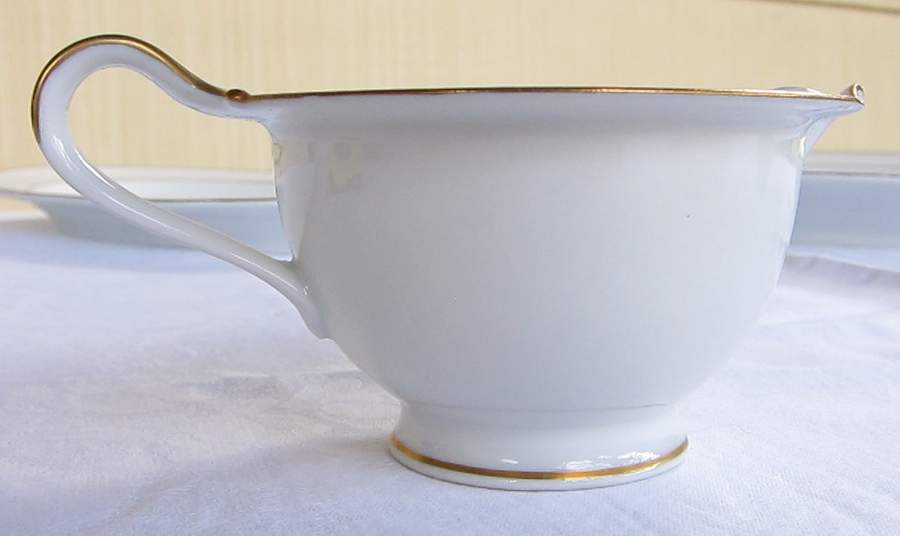 Empress Creamer by Lanternier-1
