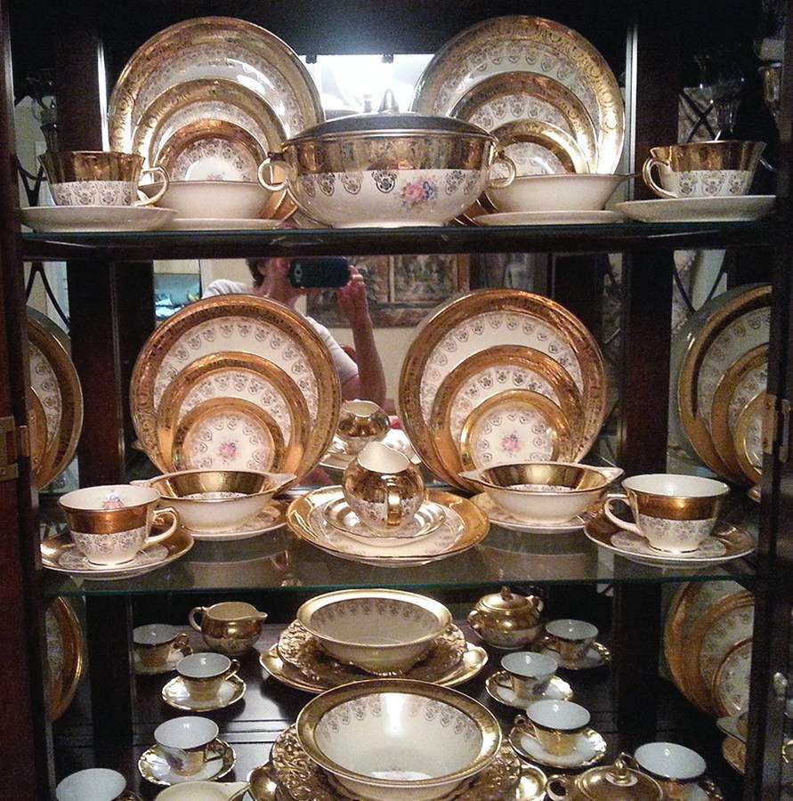 LP41 Flat Cup & Saucer Set by La Petite China-1