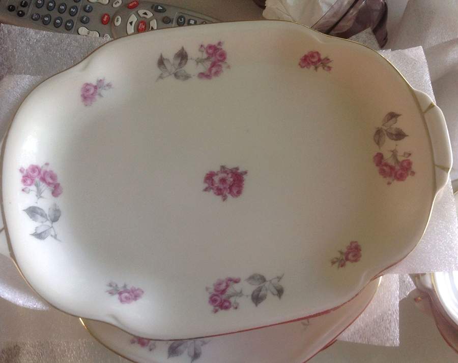 LIK8 15" Oval Serving Platter by Lidkoping-1