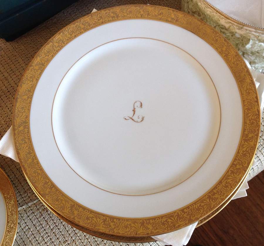 LIM671 Dinner Plate by Limoges-French-1
