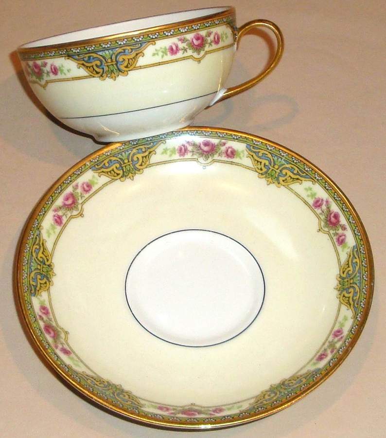 RYE42 Flat Cup & Saucer Set by Royale (France)-1