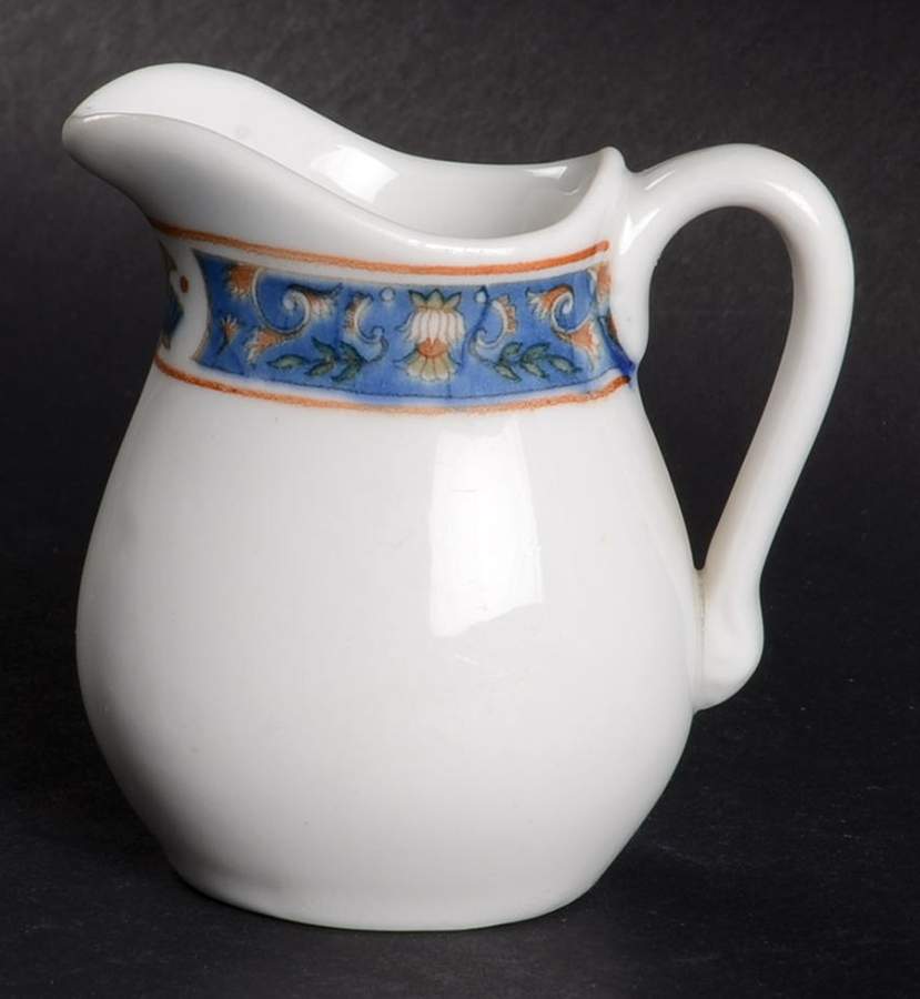 SCE33 Individual Creamer by Scammell-1