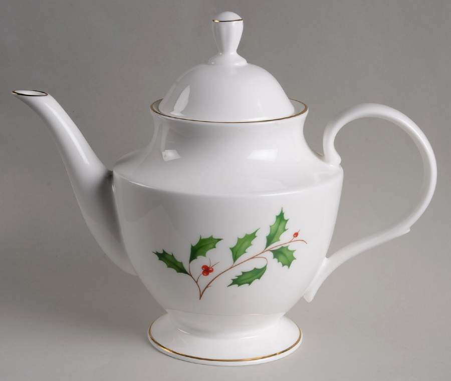 Holly Teapot & Lid by Lenox-1