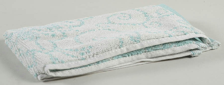 French Perle Groove Ice Blue Fingertip Towel-Cloth by Lenox-1
