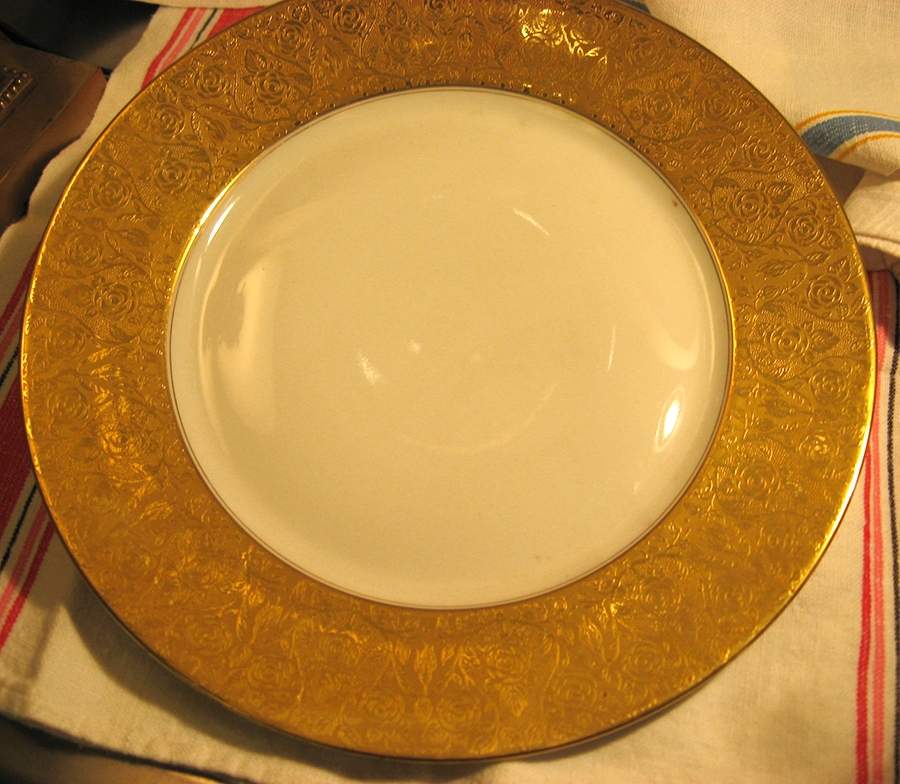LEG124 Dinner Plate by F Legrand & Cie-1