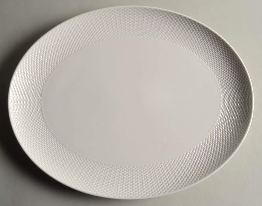 Largo White 14" Oval Serving Platter by Lenox-1
