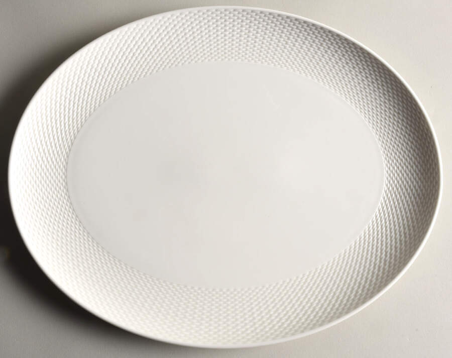 Largo White 14" Oval Serving Platter by Lenox-1