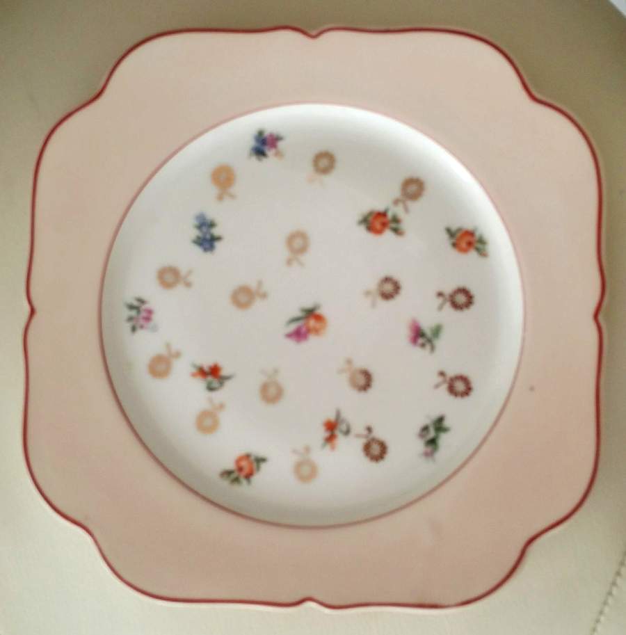 LIM684 Dinner Plate by Limoges-French-1