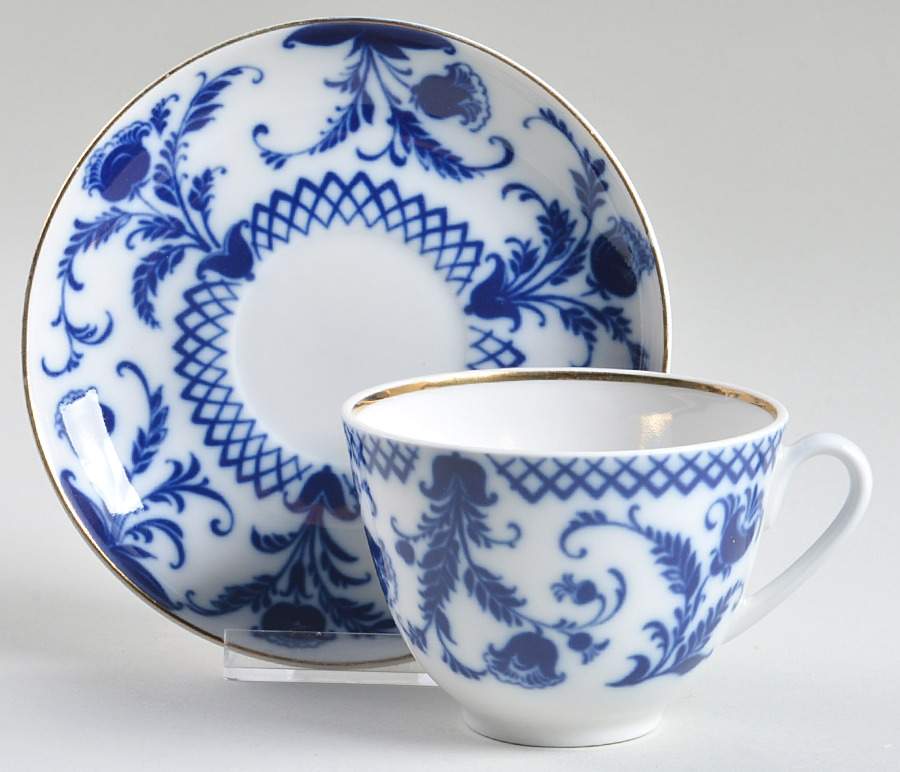 LOS35 Flat Cup & Saucer Set by Lomonosov-1