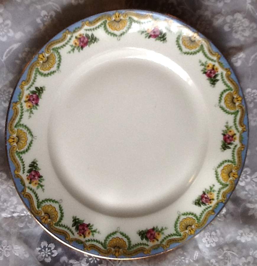 LEG129 Dinner Plate by F Legrand & Cie-1