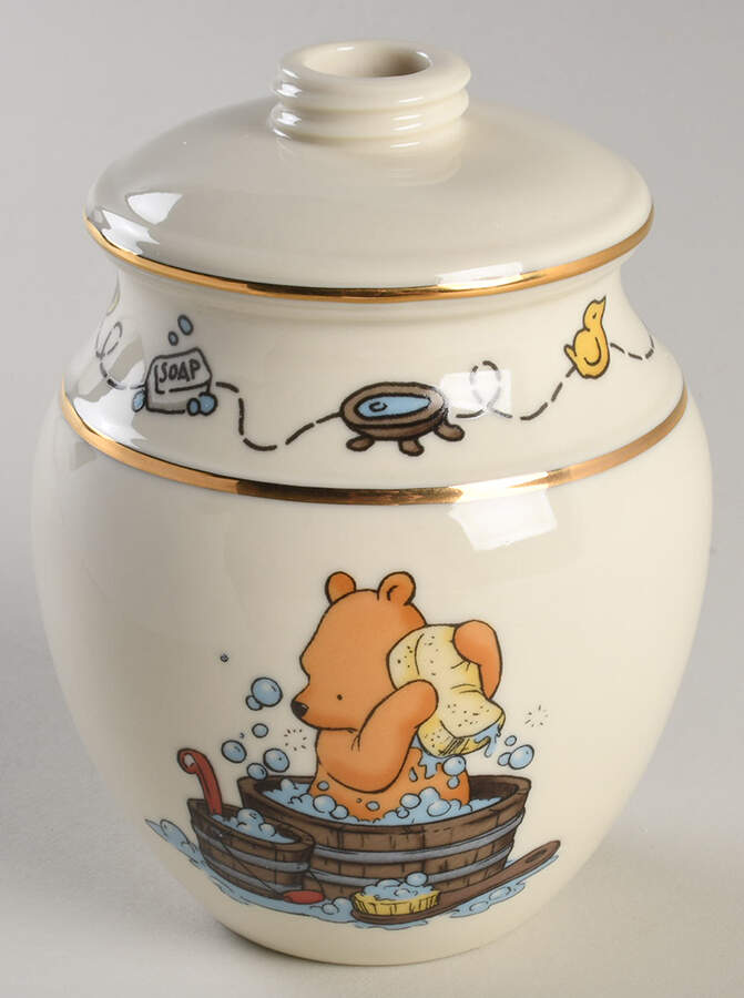 Pooh's Squeaky Clean Soap Set Soap Dispenser No Pump by Lenox-1