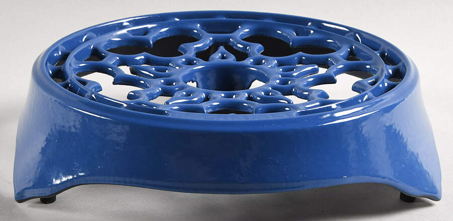 Marseille Cast Iron Round Warmer Stand by Le Creuset-1