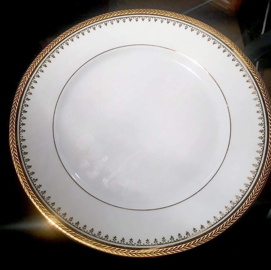 LIM707 Dinner Plate by Limoges-French-1