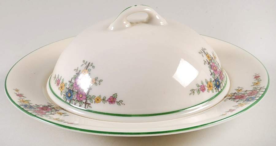 F372 Round Covered Butter by Lenox-1