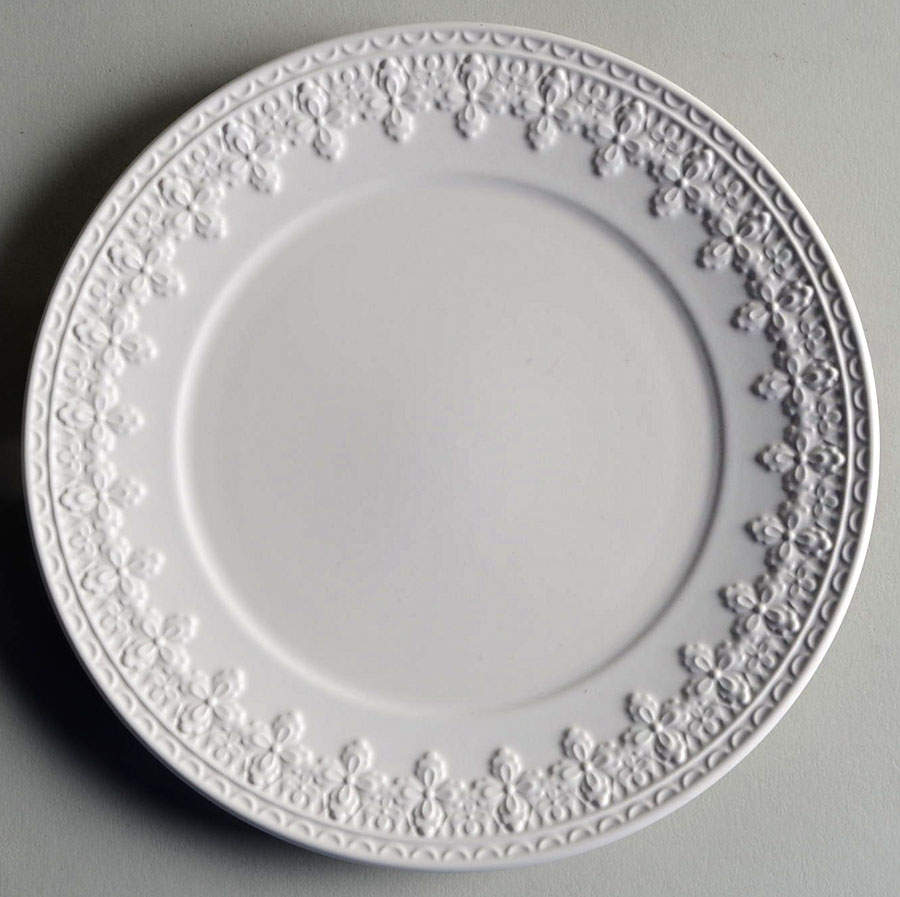 Chelse Muse Reactive White Tidbit Plate by Lenox-1