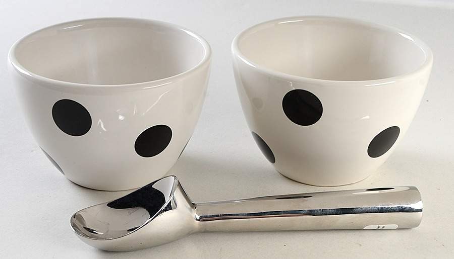 Deco Dot Black Ice Cream Set by Lenox-1