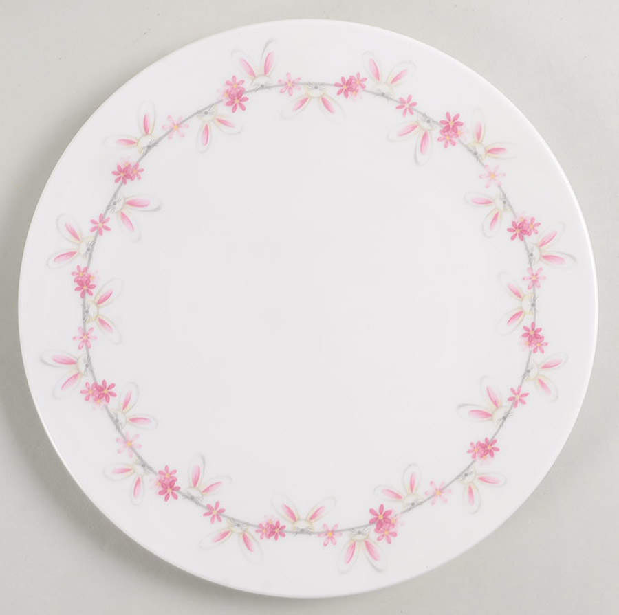 Busy Bunny Salad/Dessert Plate by Lenox-1