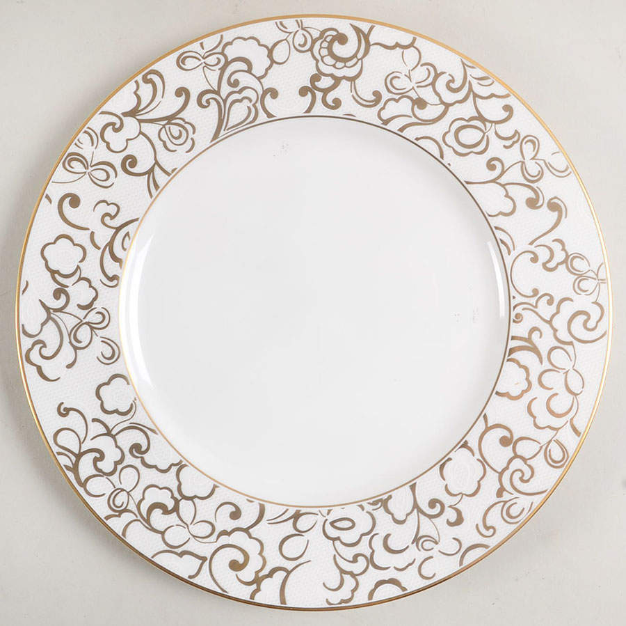 Venetian Lace Gold Accent Luncheon Plate by Lenox-1