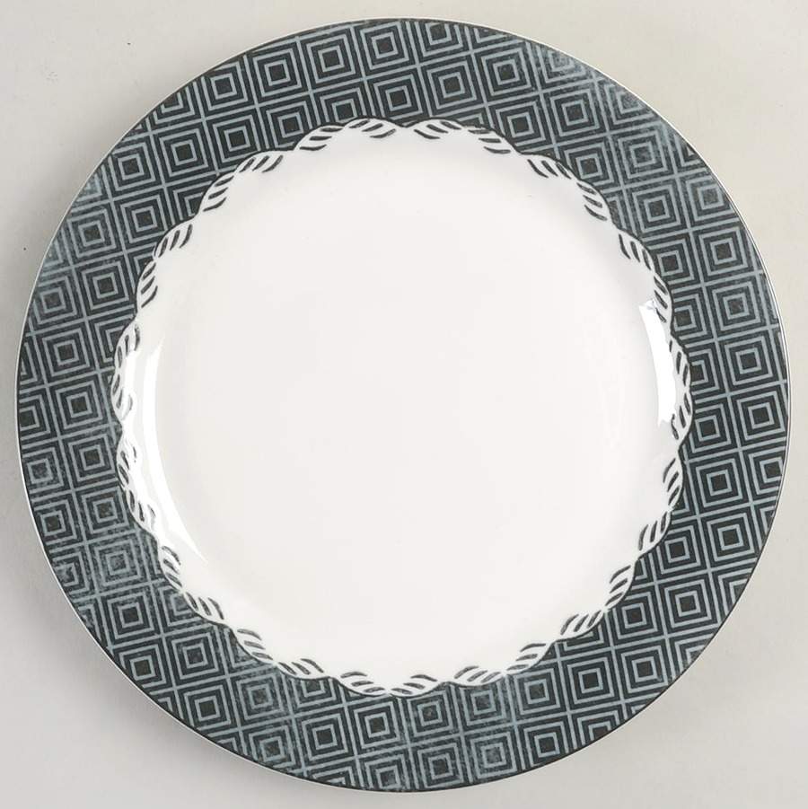 Pointe Berry Brunia Berry Dinner Plate by Lenox-1