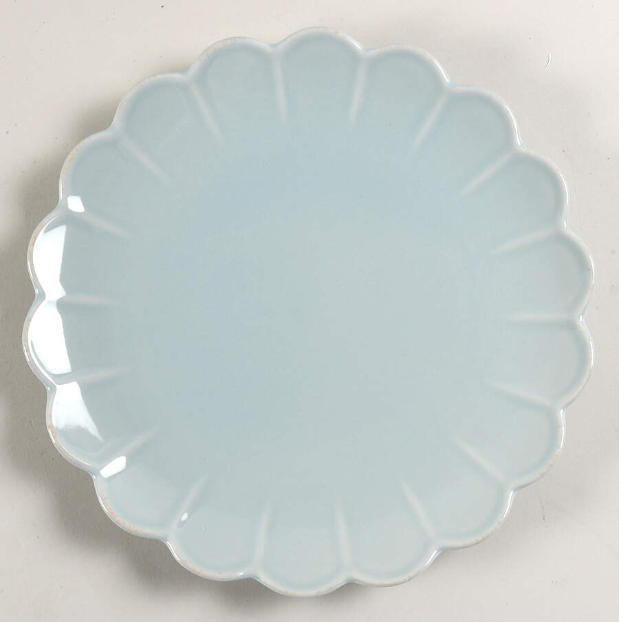 French Perle Scallop Accent Luncheon Plate by Lenox-1
